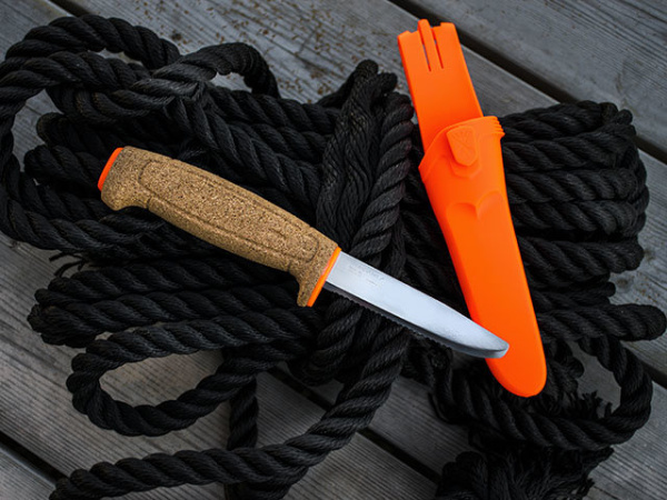 Нож туристический Floating Serrated (S), плавающий (hi-vis orange; нержавеющая сталь)